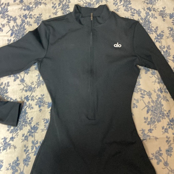 ALO Yoga One-piece long-sleeved yoga jumpsuit - Picture 4 of 4